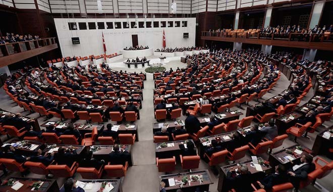 Meclis’ten geçti: Normale dönene teşvik, işten çıkarma yasağı 30 Haziran 2021'e kadar...